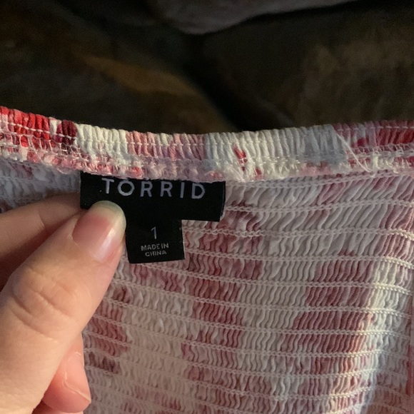 Floral top - Picture 2 of 3